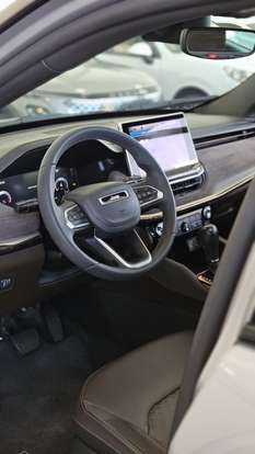 JEEP-COMMANDER-2022