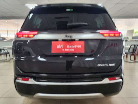 JEEP-COMMANDER-2023