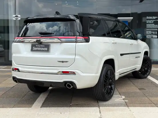 JEEP-COMMANDER-2.0 HURRICANE 4 TURBO GASOLINA BLACKHAWK AT9 JEEP-COMMANDER-2025