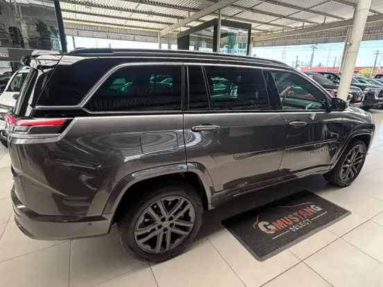 JEEP-COMMANDER-2.0 HURRICANE 4 TURBO GASOLINA OVERLAND AT9 JEEP-COMMANDER-2024