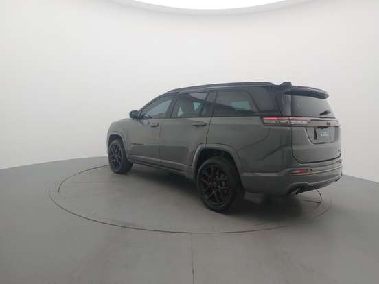 JEEP-COMMANDER-2.0 HURRICANE 4 TURBO GASOLINA BLACKHAWK AT9 JEEP-COMMANDER-2025