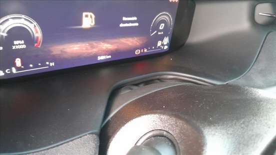 JEEP-COMMANDER-2025