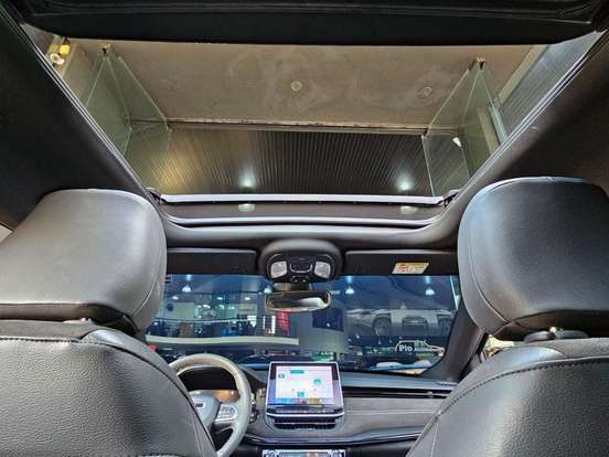 JEEP-COMMANDER-2.0 HURRICANE 4 TURBO GASOLINA BLACKHAWK AT9 JEEP-COMMANDER-2024