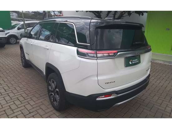 JEEP-COMMANDER-2023