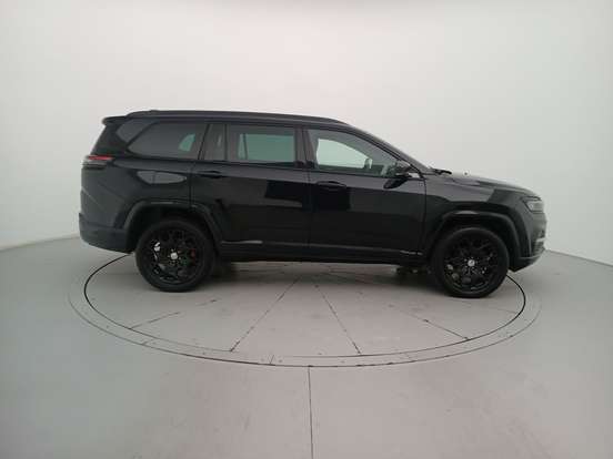 JEEP-COMMANDER-2023