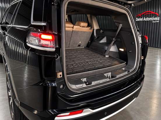 JEEP-COMMANDER-2022