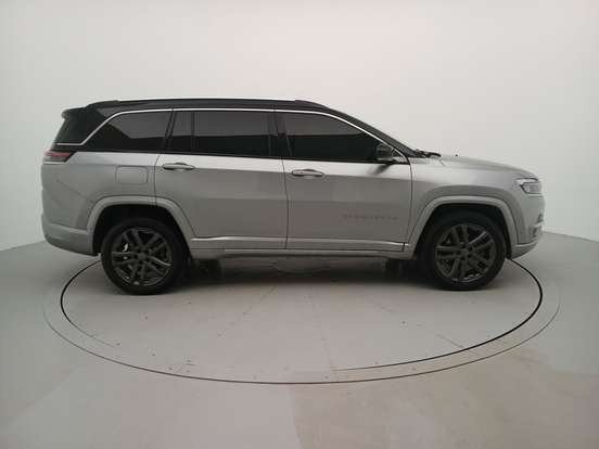 JEEP-COMMANDER-2.2 TURBO DIESEL OVERLAND AT9 JEEP-COMMANDER-2025