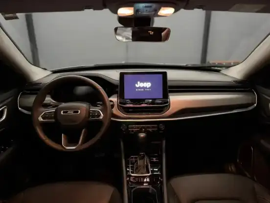 JEEP-COMPASS-2025