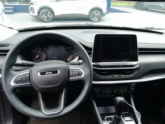 JEEP-COMPASS-2025
