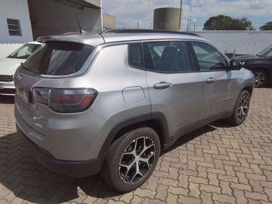 JEEP-COMPASS-2024