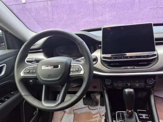 JEEP-COMPASS-2025