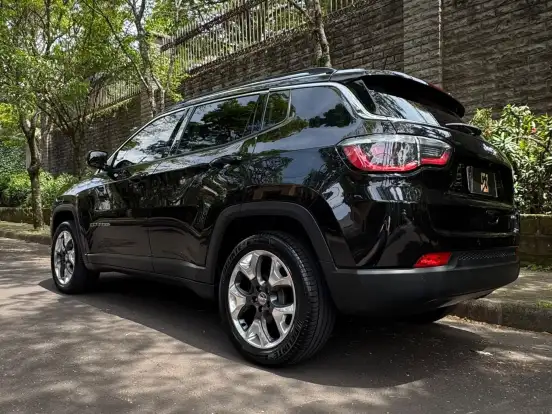 JEEP-COMPASS-2.0 16V FLEX LIMITED AUTOMÁTICO JEEP-COMPASS-2018
