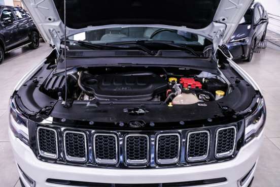 JEEP-COMPASS-2.0 16V FLEX LIMITED AUTOMÁTICO JEEP-COMPASS-2020