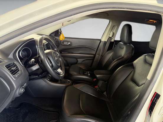 JEEP-COMPASS-2.0 16V FLEX LONGITUDE AUTOMÁTICO JEEP-COMPASS-2018