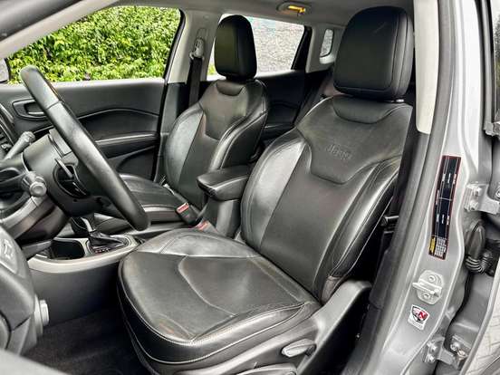 JEEP-COMPASS-2.0 16V FLEX LONGITUDE AUTOMÁTICO JEEP-COMPASS-2019