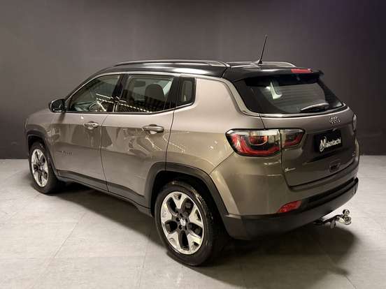 JEEP-COMPASS-2.0 16V FLEX LONGITUDE AUTOMÁTICO JEEP-COMPASS-2018