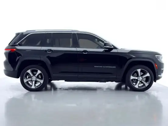JEEP-GRAND CHEROKEE-2.0 TURBO HÍBRIDO 4XE AT8 JEEP-GRAND CHEROKEE-2023