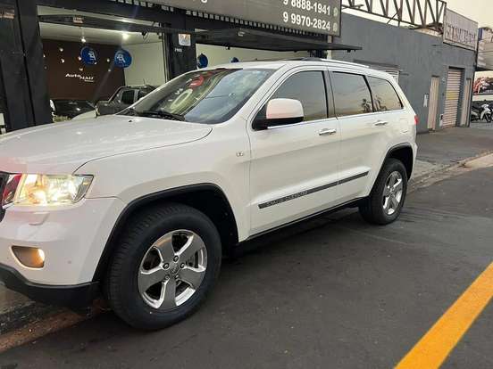 JEEP-GRAND CHEROKEE-2012