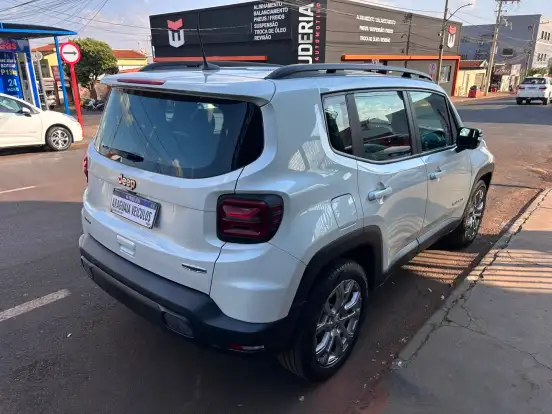 JEEP-RENEGADE-2024