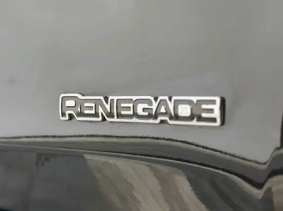 JEEP-RENEGADE-2018
