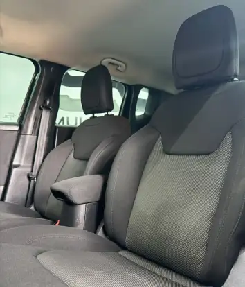 JEEP-RENEGADE-2018