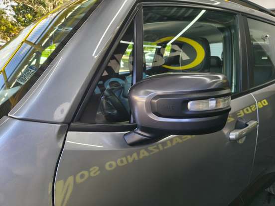 JEEP-RENEGADE-2023