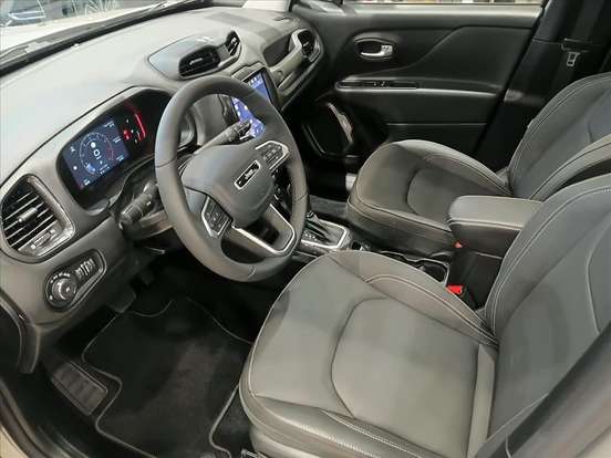 JEEP-RENEGADE-2025