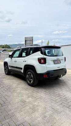 JEEP-RENEGADE-2021