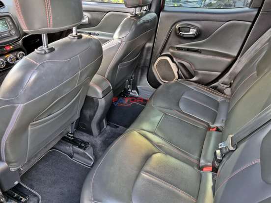 JEEP-RENEGADE-1.8 16V FLEX LONGITUDE 4P AUTOMÁTICO JEEP-RENEGADE-2016