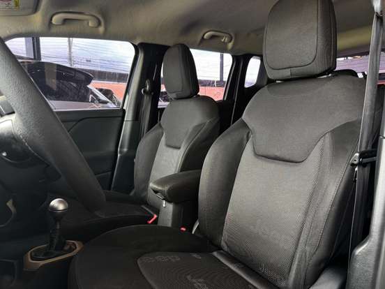 JEEP-RENEGADE-2016
