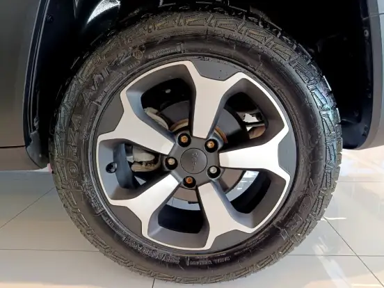 JEEP-RENEGADE-2.0 16V TURBO DIESEL TRAILHAWK 4P 4X4 AUTOMÁTICO JEEP-RENEGADE-2019