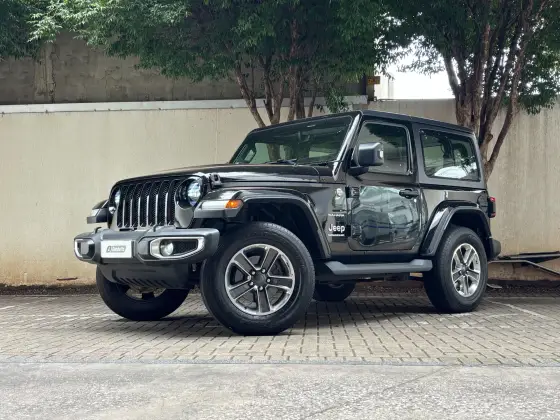 JEEP WRANGLER 2.0 TURBO GASOLINA SAHARA 2P 4X4 AT8