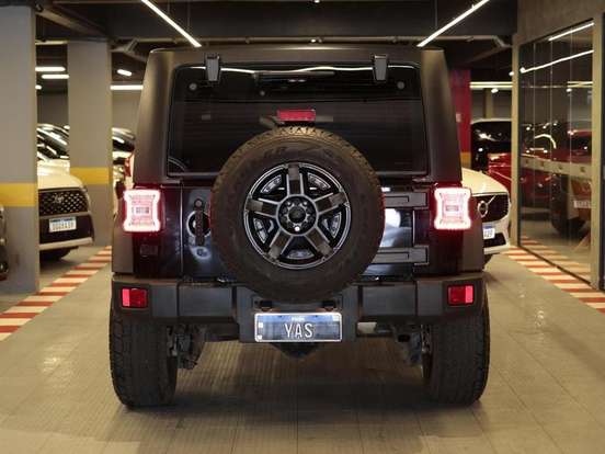 JEEP-WRANGLER-3.6 SPORT 4X4 V6 12V GASOLINA 2P AUTOMÁTICO JEEP-WRANGLER-2013