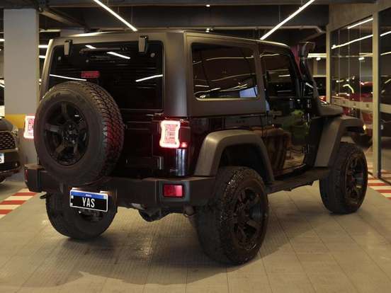 JEEP-WRANGLER-3.6 SPORT 4X4 V6 12V GASOLINA 2P AUTOMÁTICO JEEP-WRANGLER-2013