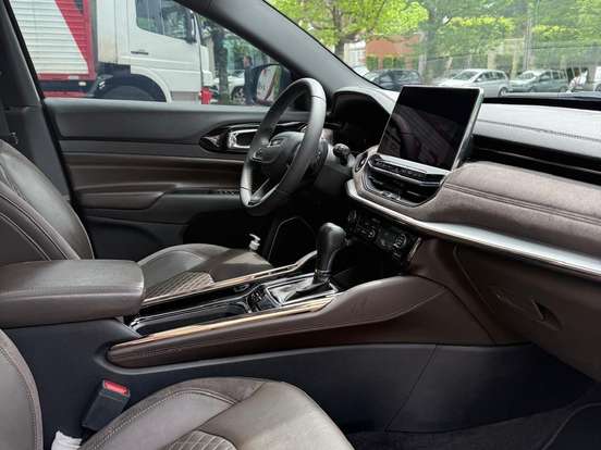 JEEP-COMMANDER-1.3 T270 TURBO FLEX OVERLAND AT6 JEEP-COMMANDER-2022