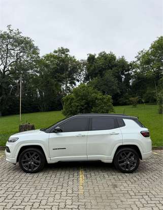 JEEP-COMPASS-2024