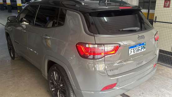 JEEP-COMPASS-2022