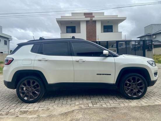 JEEP-COMPASS-2021