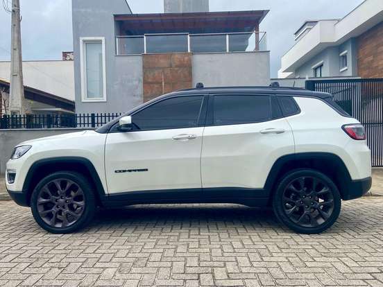JEEP-COMPASS-2021