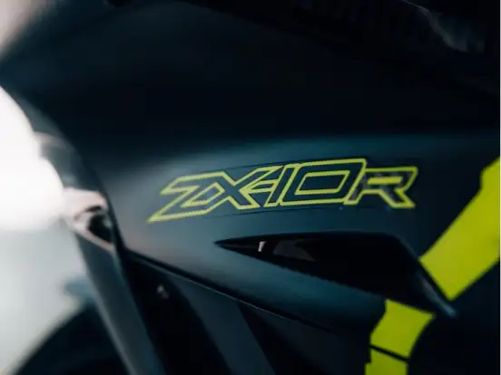 KAWASAKI-NINJA ZX-10R KAWASAKI-NINJA ZX-10R-2012