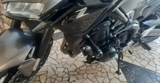KAWASAKI-Z900-2022