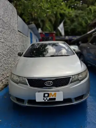 KIA-CERATO-2010