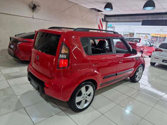 KIA-SOUL-1.6 EX 16V GASOLINA 4P AUTOMÁTICO KIA-SOUL-2010