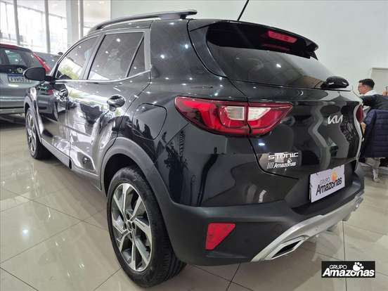 KIA-STONIC-2023