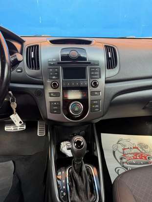 KIA-CERATO-2012