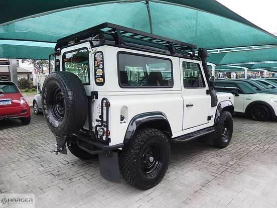 LAND ROVER-DEFENDER-2001