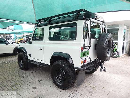 LAND ROVER-DEFENDER-2001