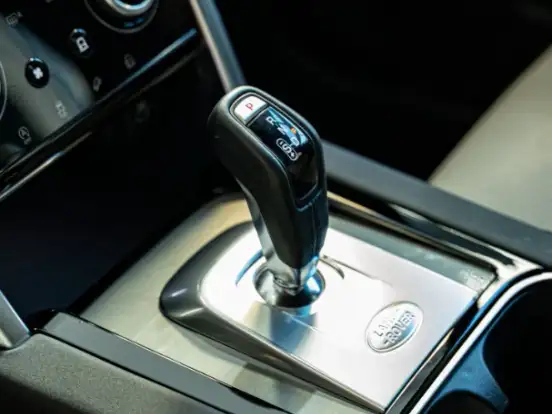 LAND ROVER-DISCOVERY SPORT-2.0 D200 TURBO DIESEL R-DYNAMIC SE AUTOMÁTICO LAND ROVER-DISCOVERY SPORT-2023