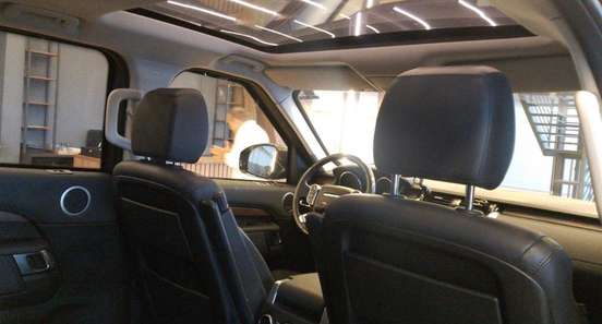 LAND ROVER-DISCOVERY-3.0 V6 TD6 DIESEL HSE 4WD AUTOMÁTICO LAND ROVER-DISCOVERY-2018
