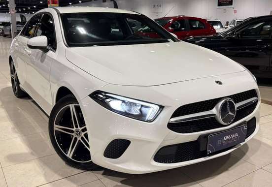 MERCEDES-BENZ-A 200-2019